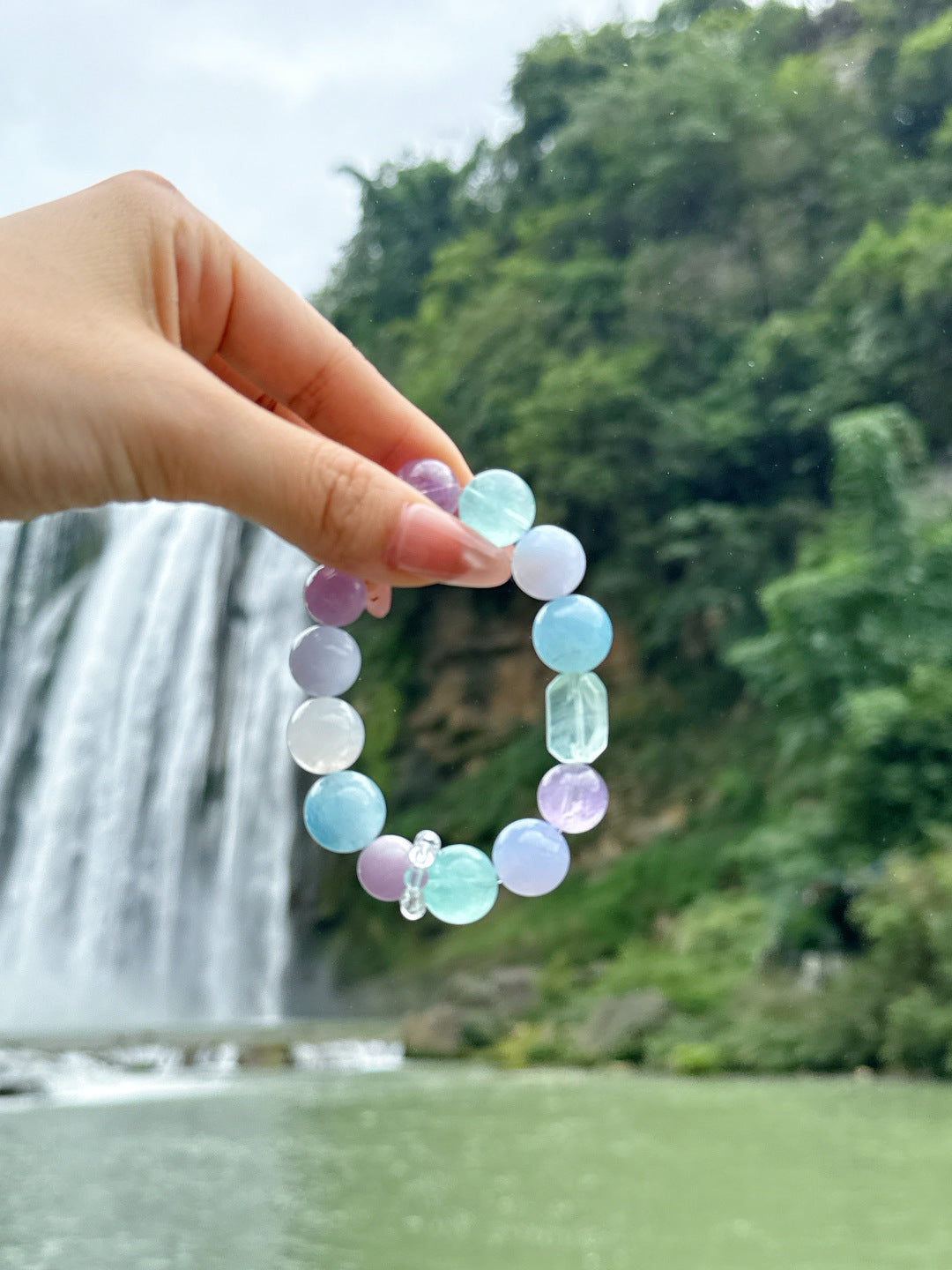 Faceted Aquamarine Bracelet | Pastel Orbit