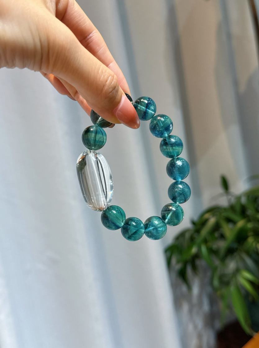 Fluorite and Clear Quartz Bracelet | Blue Passage
