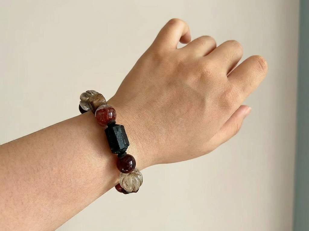 Clear Quartz and Garnet Bracelet | Dune Solace