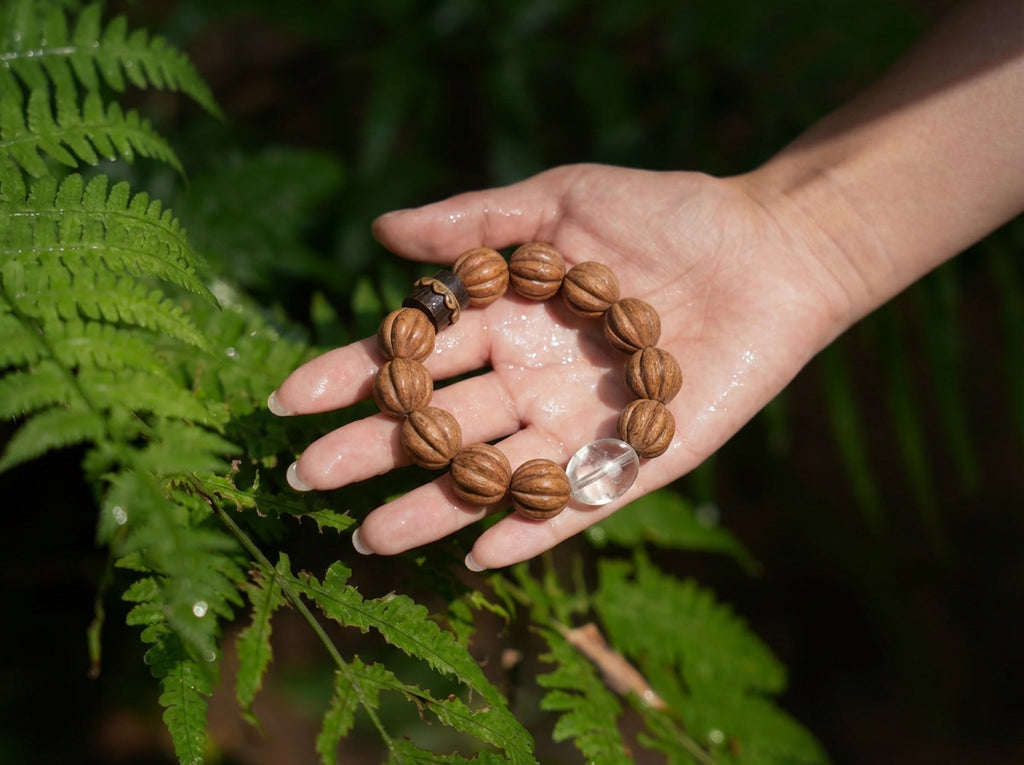 Beaded Agarwood Bracelet | Wood Grain Stillness
