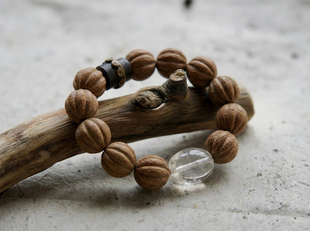 Beaded Agarwood Bracelet | Wood Grain Stillness