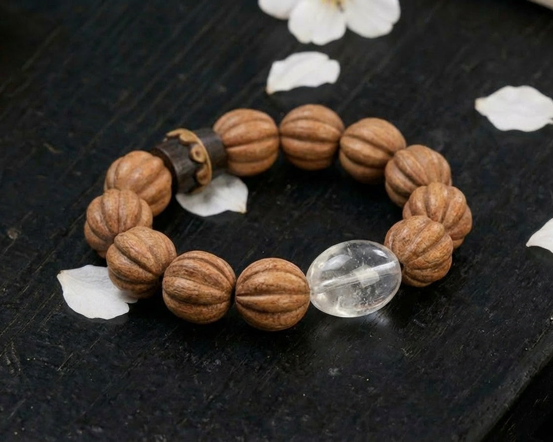 Beaded Agarwood Bracelet | Wood Grain Stillness