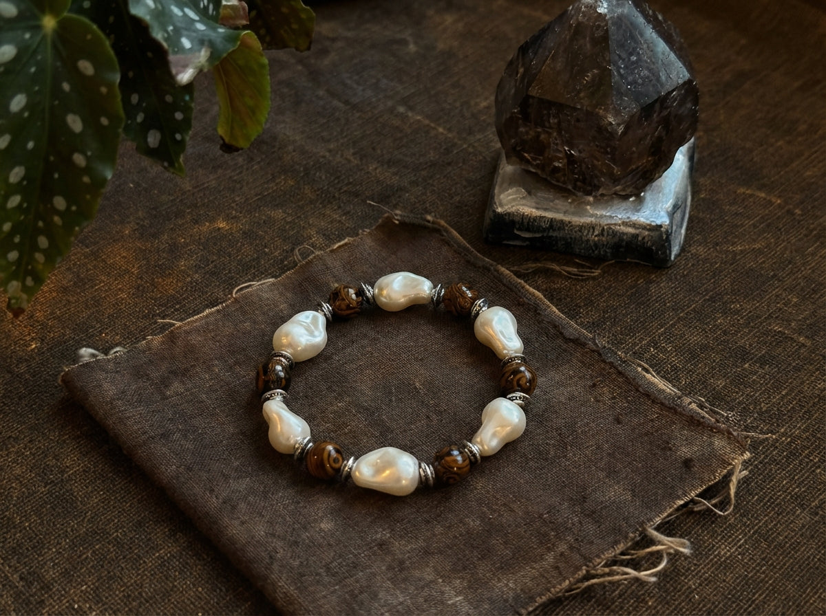 Pearl and Wood Bracelet | Soft Current
