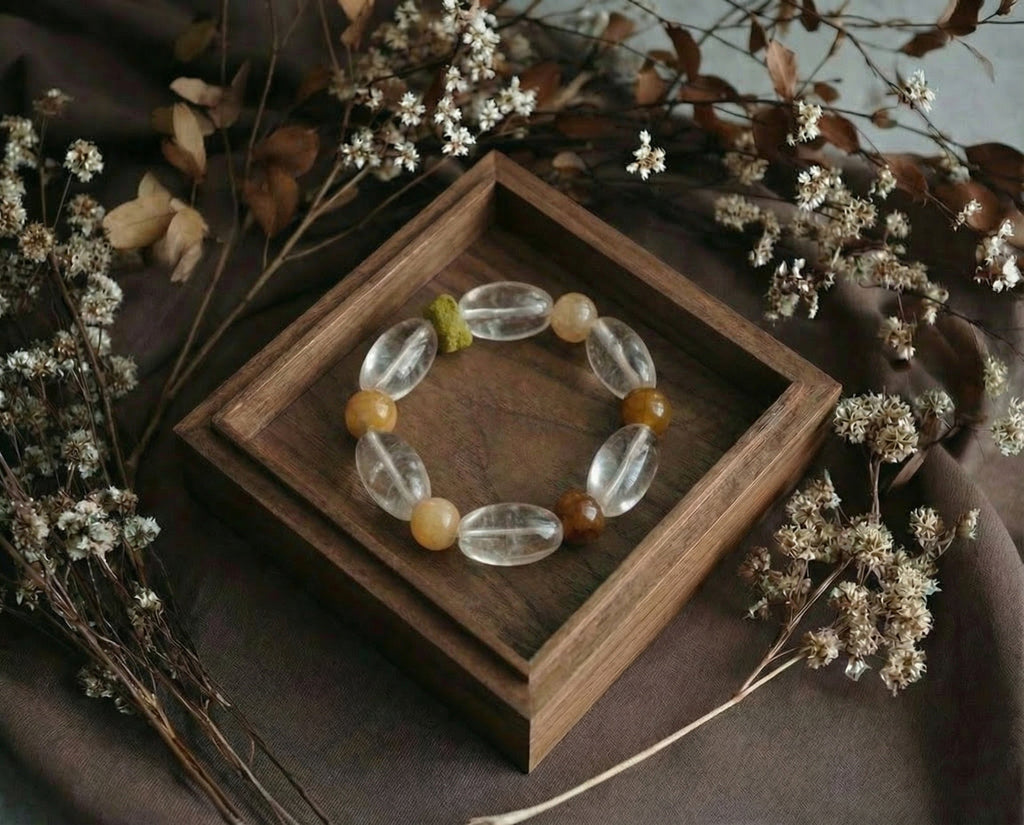 Minimalist Clear Quartz Bracelet | Mosslight Path